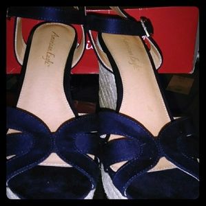 American Eagle Navy Wedged Heels